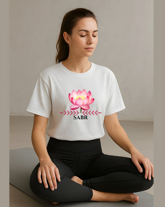 How to Style a White Oversized “SABR” Tee — The Dorenique Way