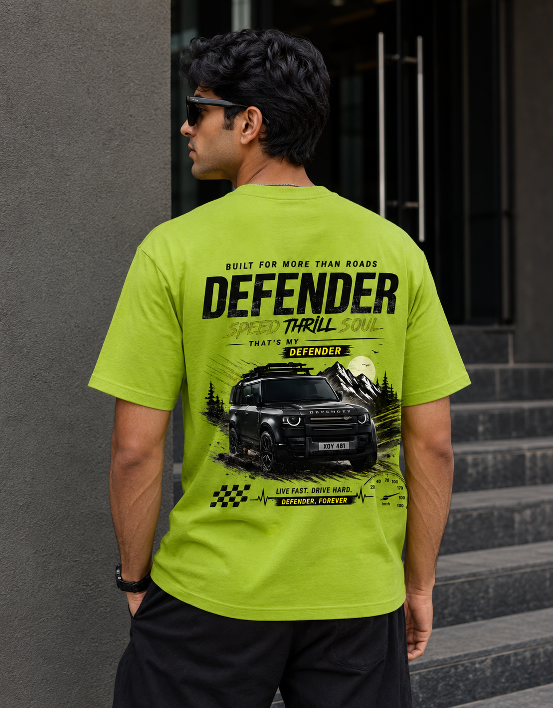 DORENIQUE Defender oversized t-shirt featuring premium off-road SUV graphic on back